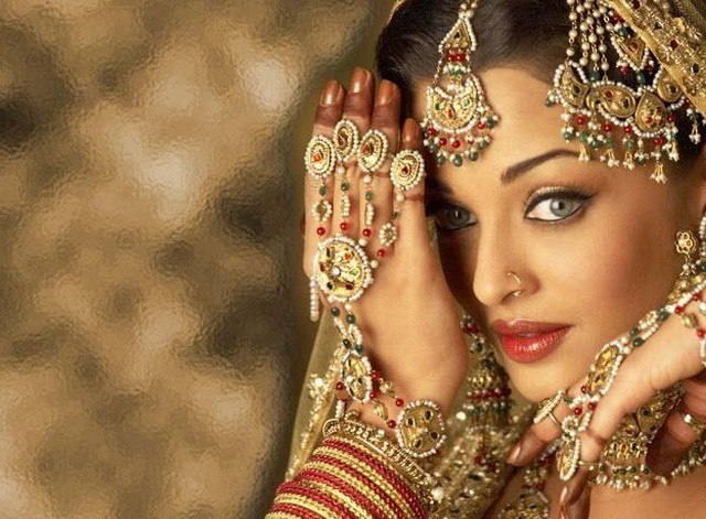 most beautiful indian women
